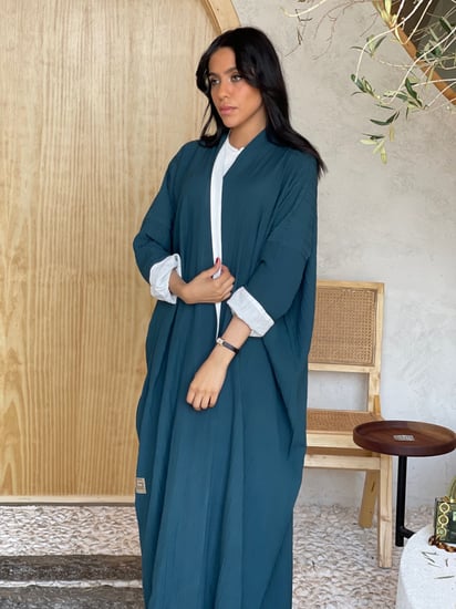 عباية قماش كتان قطني بلون بترولي مع طرحة بترولي