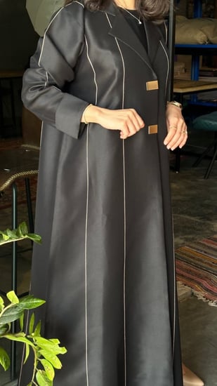 عباية تفتة ياباني بأزرار برونزيه مطفيه وتطزيز برونزي