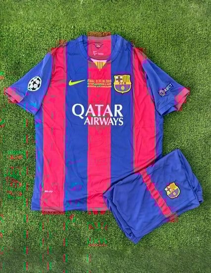 طقم برشلونة كلاسيك جامبو فئة الجمهور 2015 نهائي الابطال