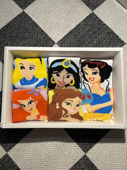 بوكس جوارب الاميرات