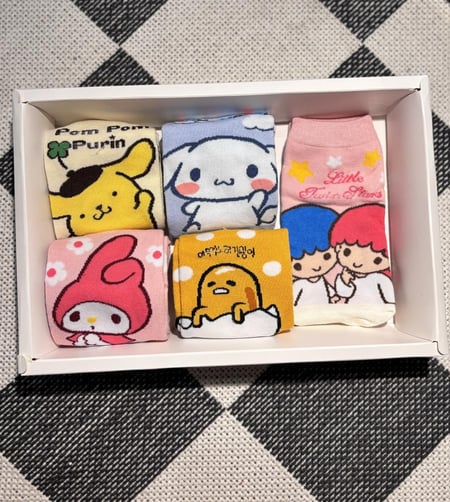 بوكس جوارب شخصيات sanrio