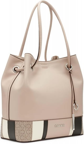 حقيبة للسيدات كبيرة توت جابريانا بتصميم بطابع شمالي شرقي عصري من كالفن كلاين