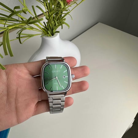 ساعة كاسيو اخضر