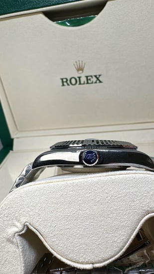 ساعة رولكس - لورينا