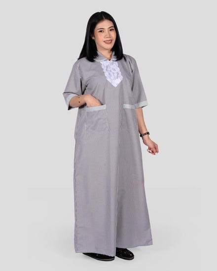 زي عاملة منزلية محتشم