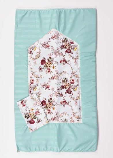 طقم صلاة نسائي