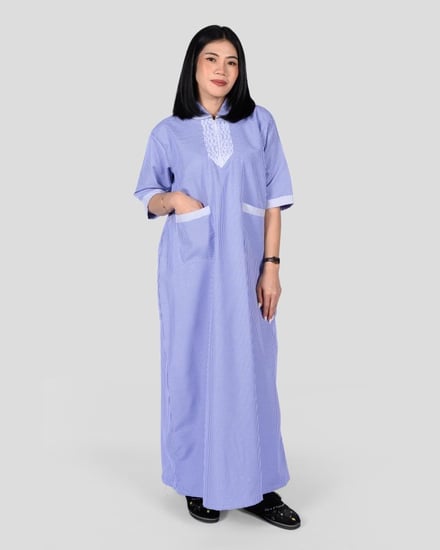 زي عاملة منزلية محتشم