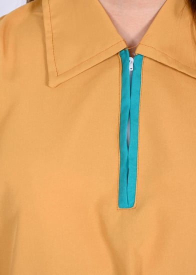 زي عاملات كشميري محتشم