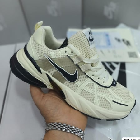 نايك V2K RUN  للجنسين