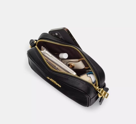 كروس بدي سجنتشر من كوتش باللون الاسود والبني