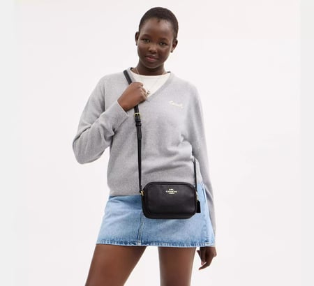 كروس بدي من كوتش باللون الاسود