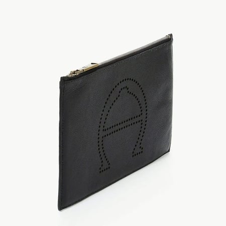 باوتش باللون الاسود من اقنر