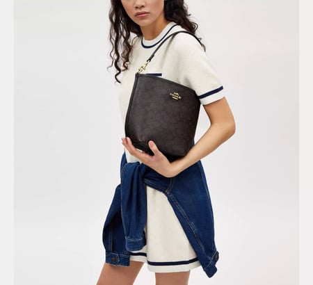 حقيبة بكت من كوتش باللون البني