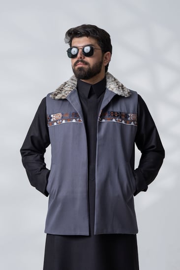 سديري قماش مقلم لون ليلكي بياقة فرو ايطالي