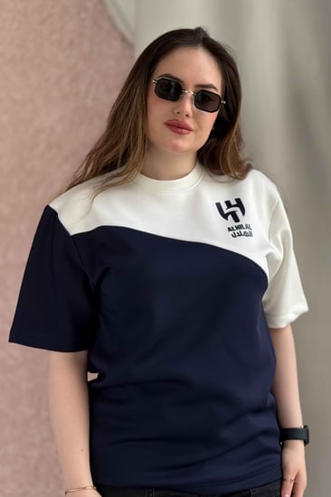 تيشرت الهلال  كحلي بقصة مائلة