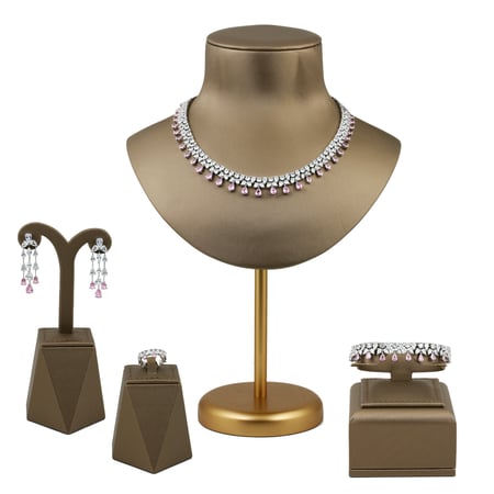 طقم مرصع بالزركون