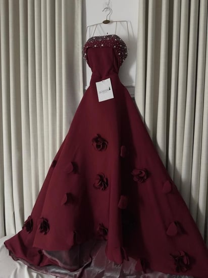 فستان سهره سترابلس عنابي مطرز مع ورود