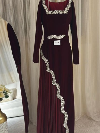 فستان شتوي سهره اكمام جوخ  وشيفون كسرات