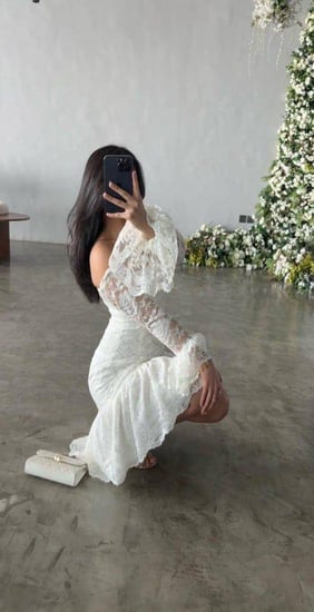 فستان دانتيل