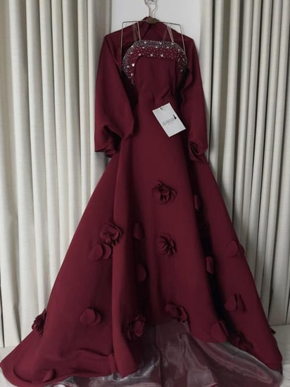 فستان سهره سترابلس عنابي مطرز مع ورود