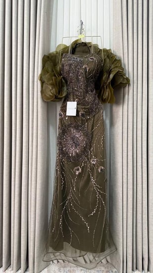 فستان سهره زيتي تل تطريز