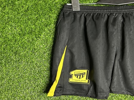 طقم الاتحاد الأساسي 2025/26 – فئة الجمهور (رجالي)