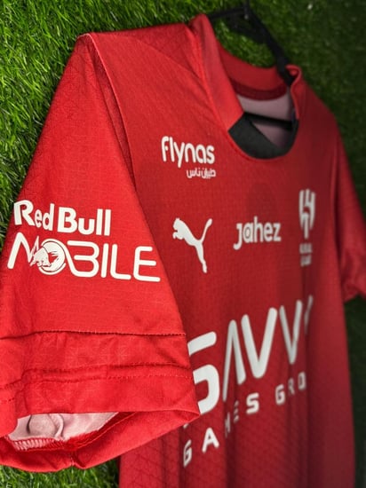 طقم الهلال الاحمر للتمرين 25/26 – فئة الجمهور