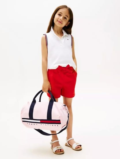 تومي شنطه اطفال Kids' Flag Stripe Logo Duffle Bag بالطلب