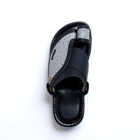 حذاء 050- حذاء شرقي فاخر بإصبع