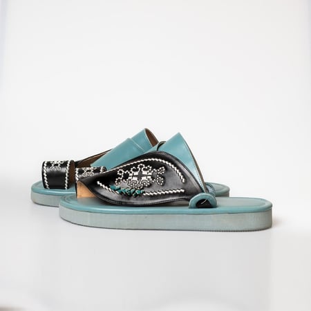 احذية شرقية