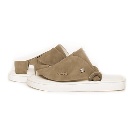 احذية شرقية