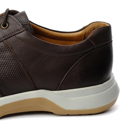 سنيكر رجالي عصري – بنعل رياضي مريح