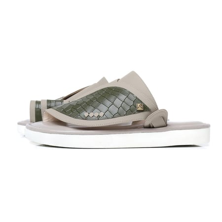 حذاء 054- حذاء شرقي فاخر بإصبع