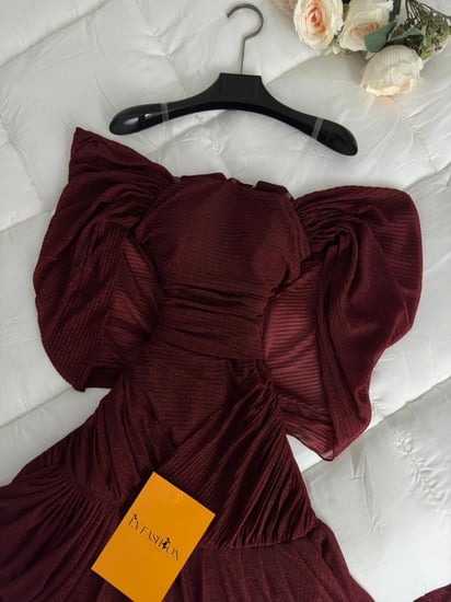 فستان سهرة عودي لمعه