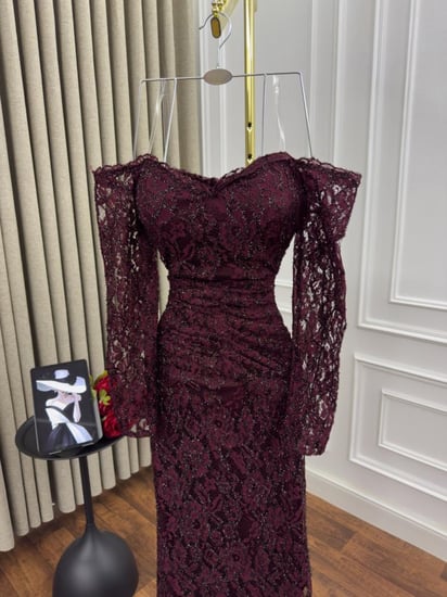 فستان سهرة دانتيل لامع