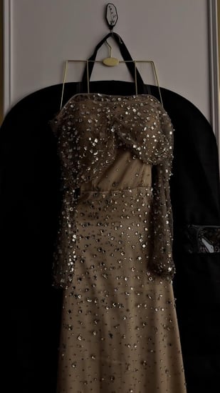 فستان تفته استرتش تل مطرز فصوص كرستال راااقي