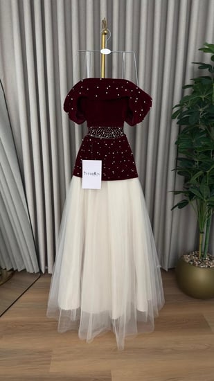 فستان سهرة جوخ مطرز لوول