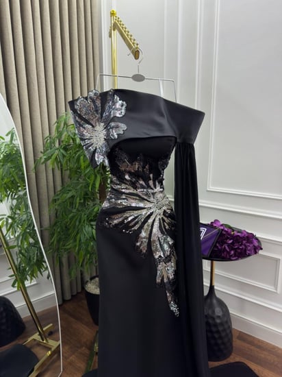 فستان سهرة باربي تطريز فخم