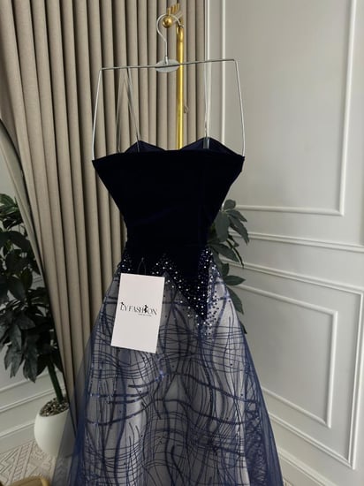 فستان سهرة كحلي جوخ