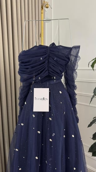 فستان سهرة كحلي مطرز يدوي