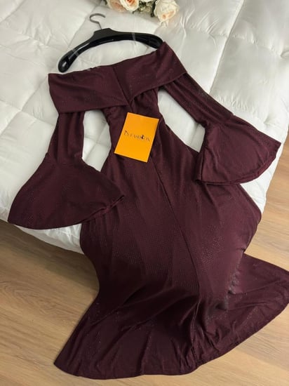 فستان سهرة بأكمام طويلة