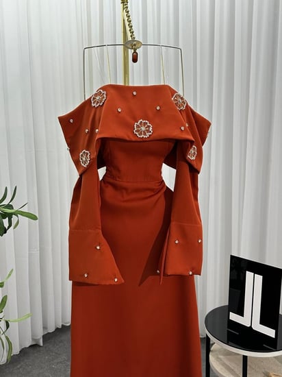 فستان سهرة باربي مطرز