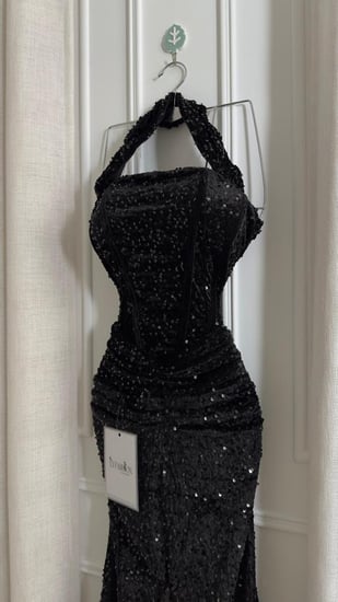 فستان سهرة مخمل ترتر