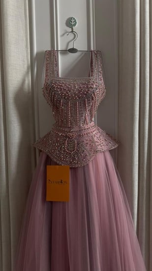 فستان سهرة لحمي مرصع فصوص كرستال أصلي درجه اولى