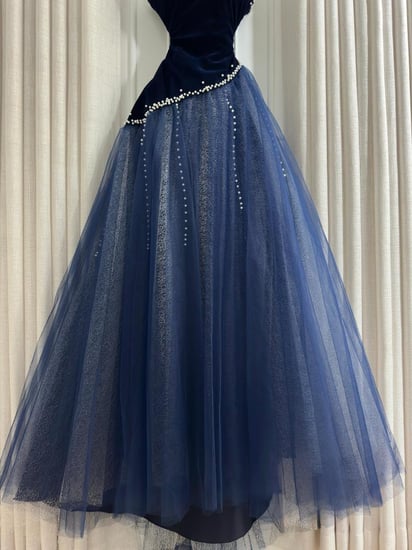 فستان سهرة جوخ مطرز لول لمعه