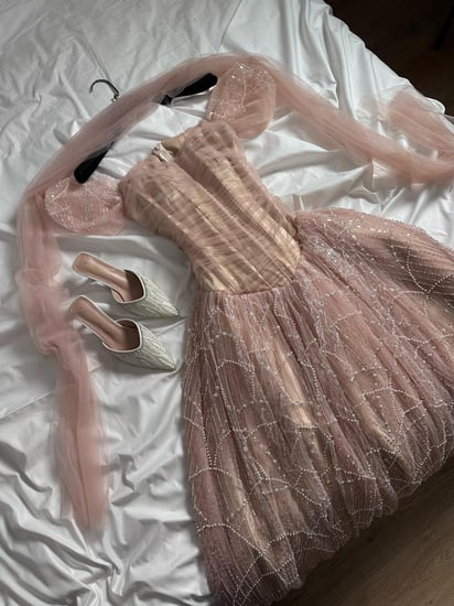 فستان سهرة فخم بدون أكمام