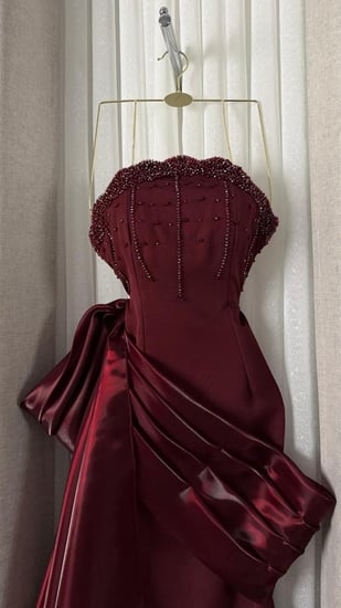 فستان لمى الكناني