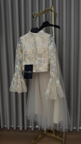 طقم سهرة منفصل بلوزه وتنورة