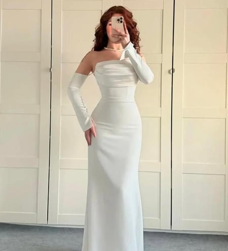 فستان سهرة ابيض