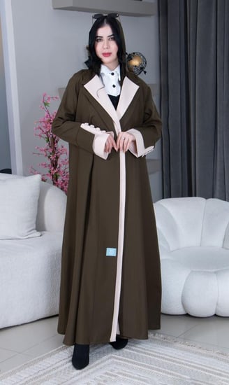 عبايات سعودية ملونة